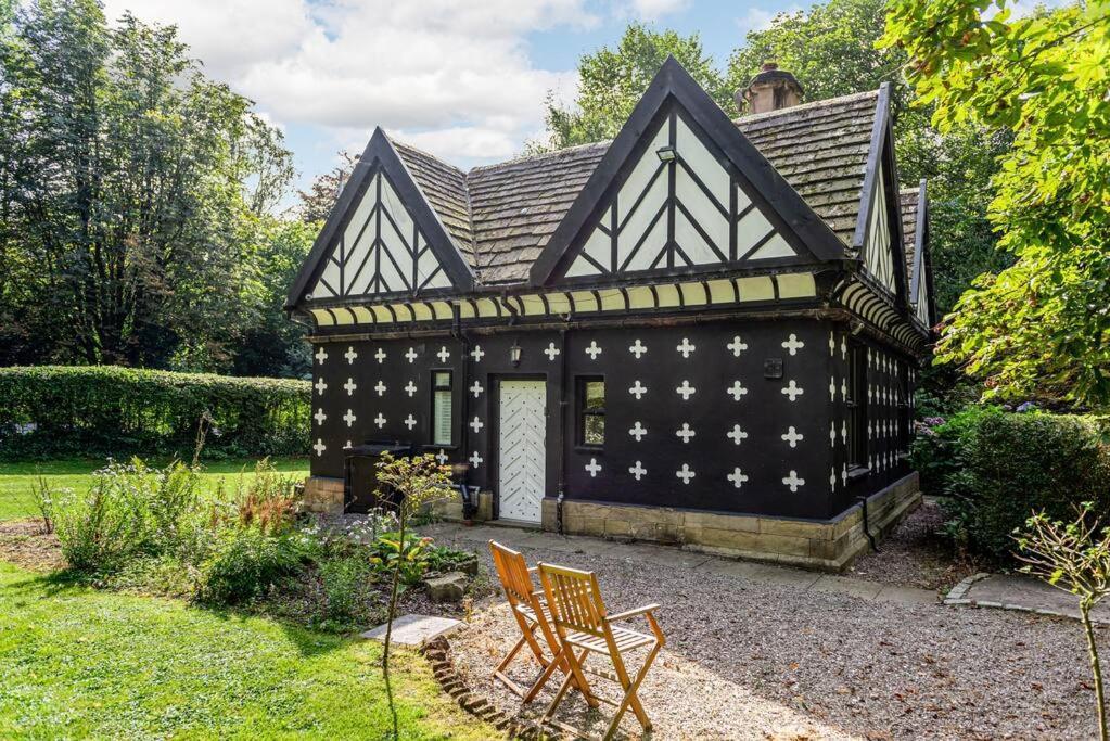 The Gatehouse At Samlesbury Hall エクステリア 写真